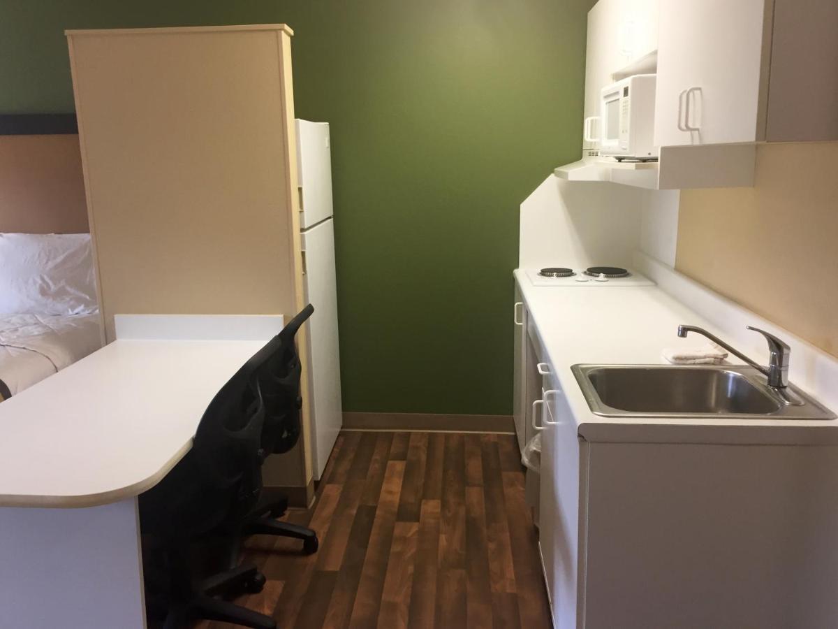 Extended Stay America Suites - Chicago - Бър Ридж Екстериор снимка