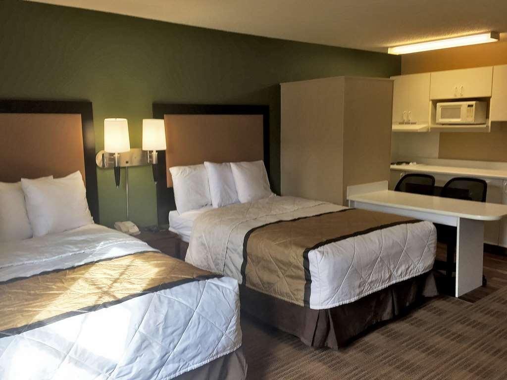 Extended Stay America Suites - Chicago - Бър Ридж Стая снимка