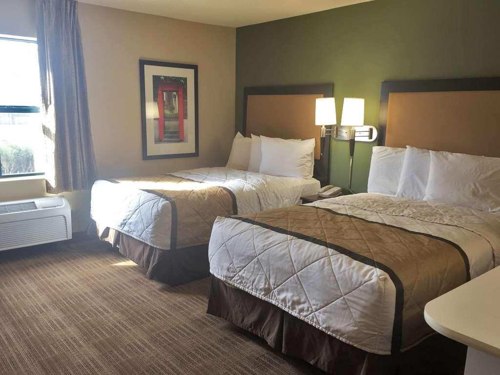 Extended Stay America Suites - Chicago - Бър Ридж Стая снимка