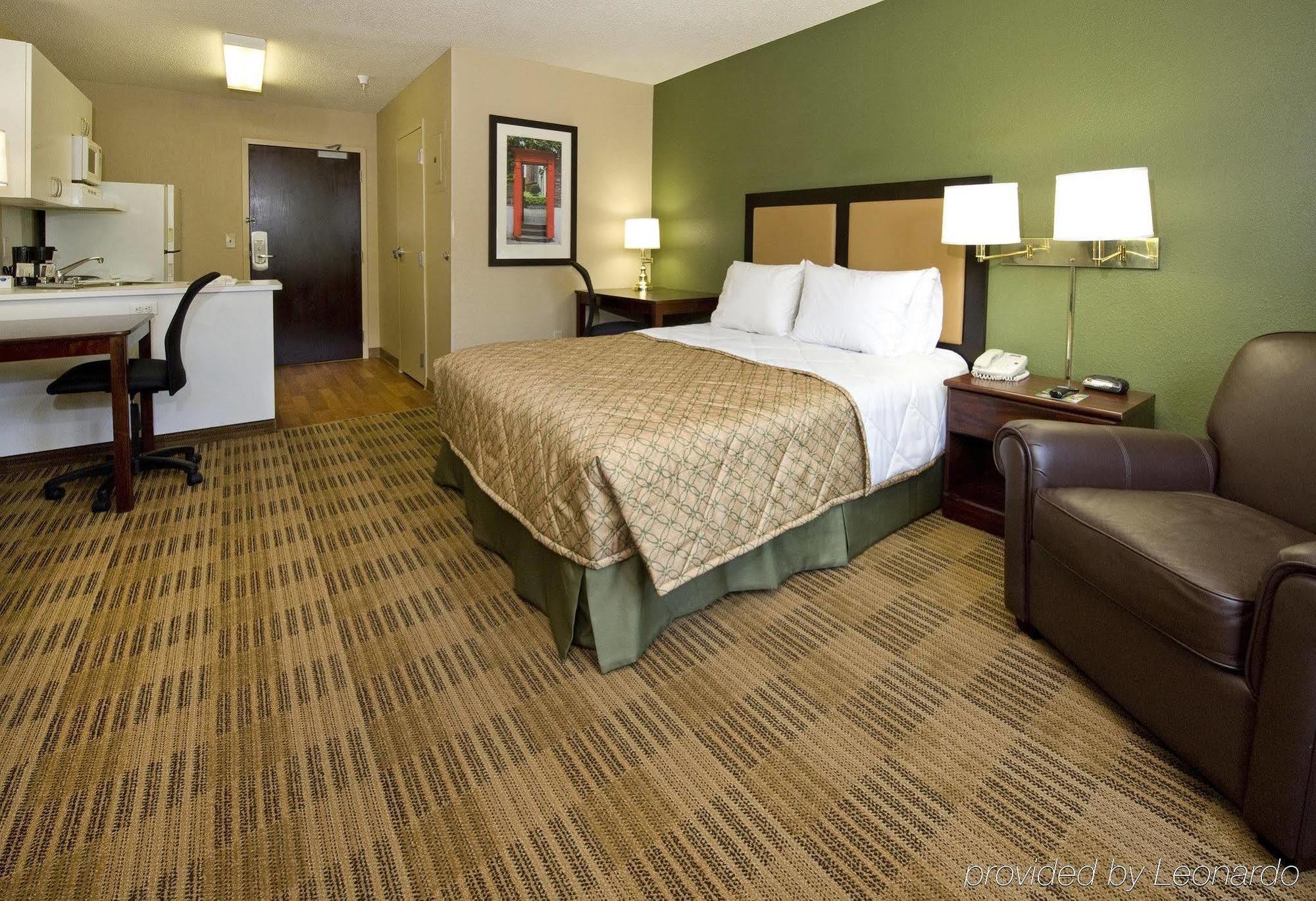 Extended Stay America Suites - Chicago - Бър Ридж Екстериор снимка