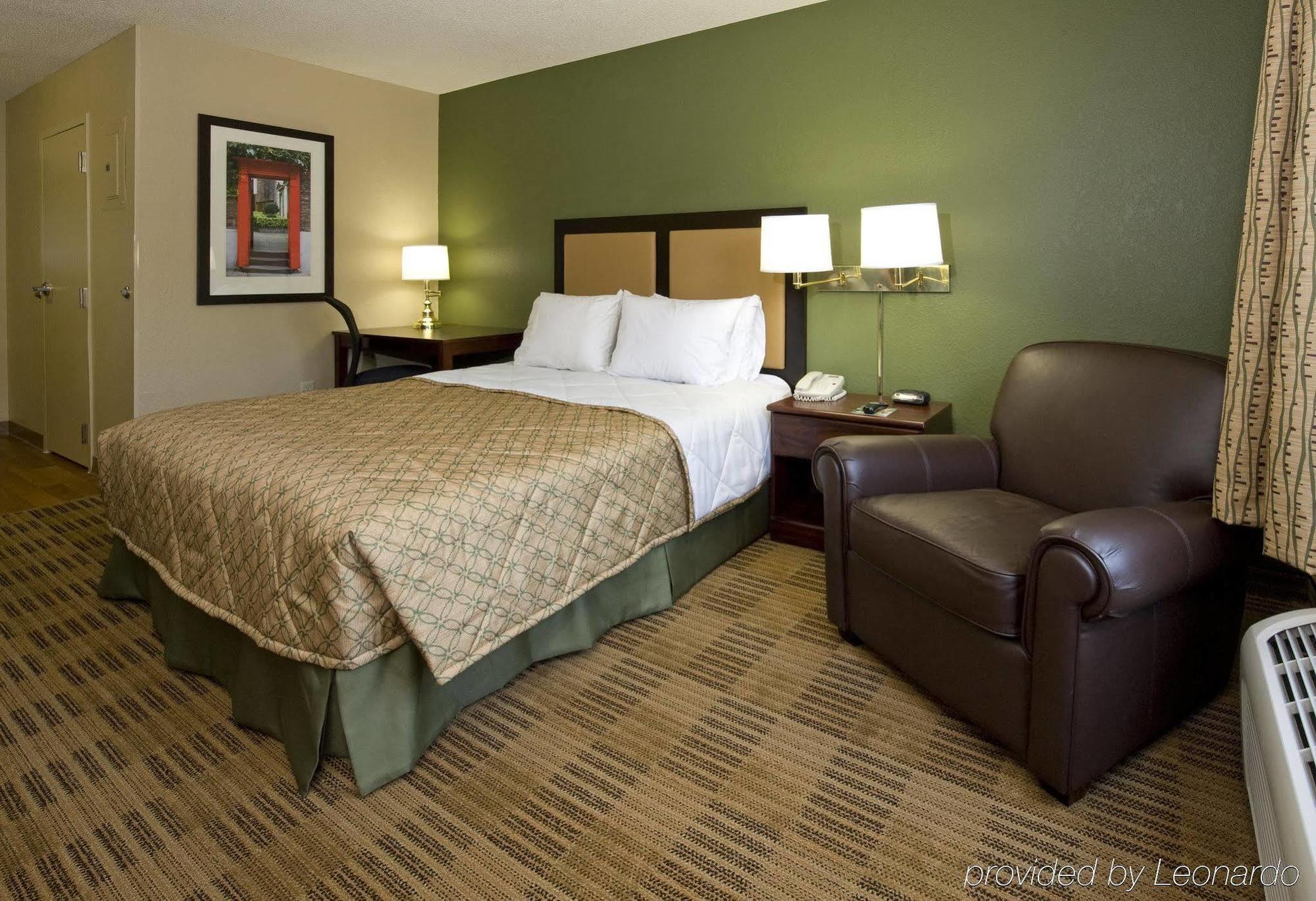 Extended Stay America Suites - Chicago - Бър Ридж Екстериор снимка